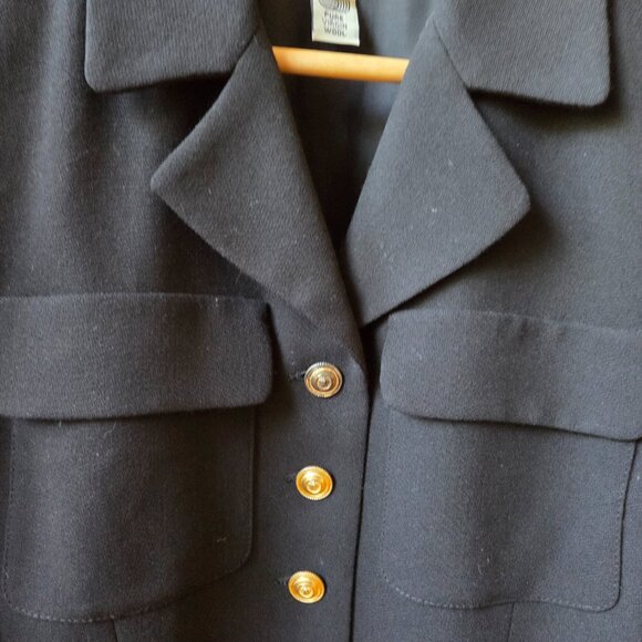 Gorgeous 100% Virgin Wool Black Blazer sz 6 - Picture 4 of 6